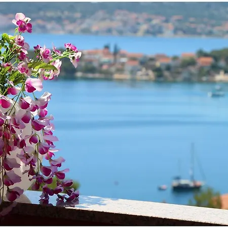 Silvana Rogoznica (Sibenik-Knin)